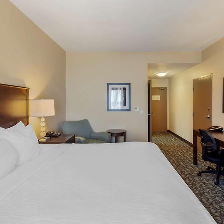 Best Western Plus Walkerton Hotel & Conference Centre Bagian luar foto
