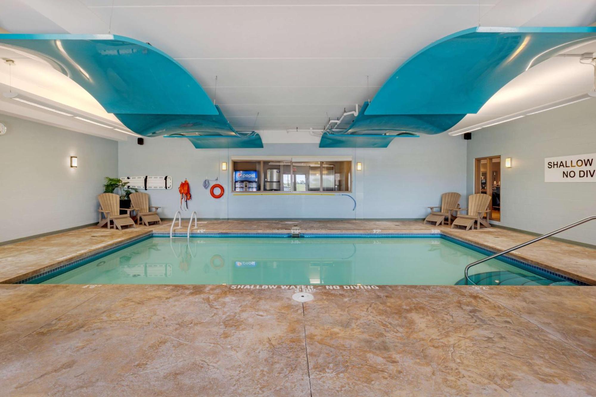 Best Western Plus Walkerton Hotel & Conference Centre Bagian luar foto